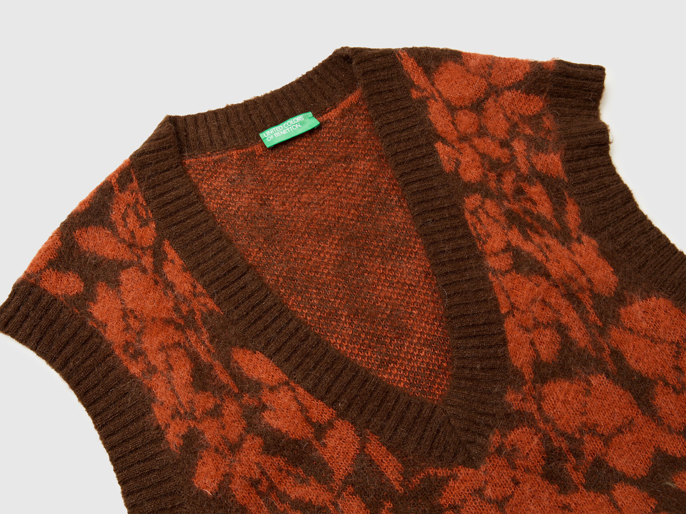 S/L V NECK SWEATER Femme image number 7